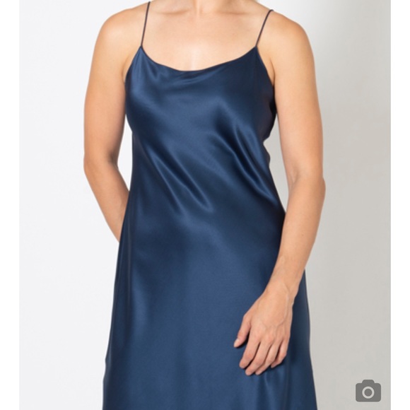Theory 100% silk slip dress - Picture 6 of 7